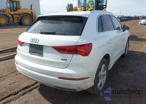 2020 Audi Q3 Premium 45 Tfsi Quattro Tiptronic z USA, uszkodzony, nr VIN WA1AECF31L1075954